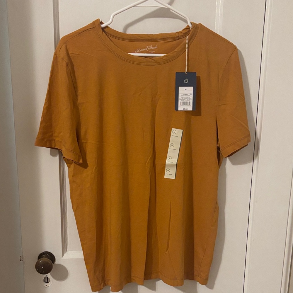 Universal Thread Women's Short Sleeve Tee in mustard yellow